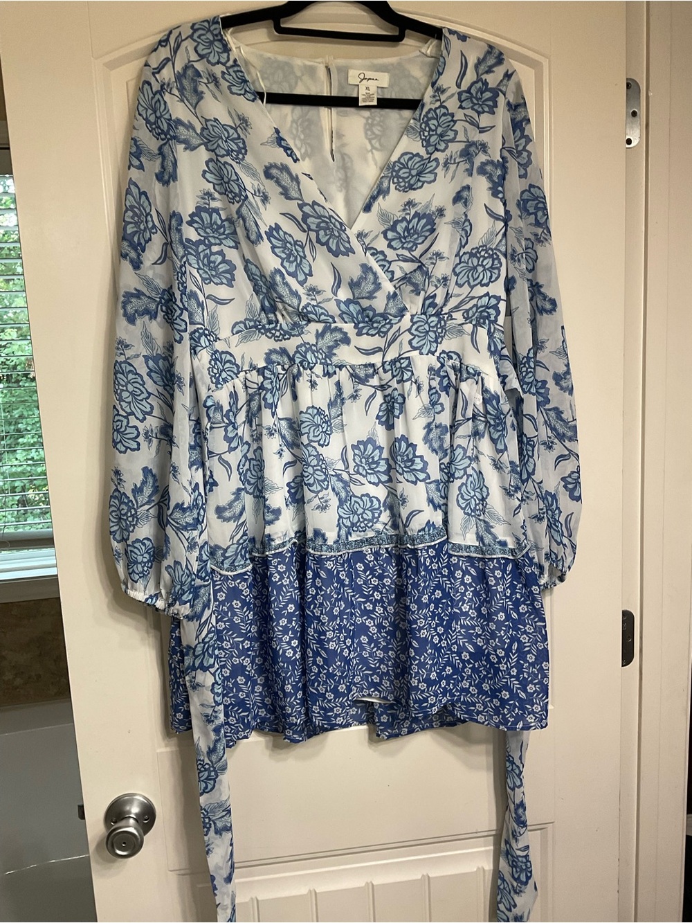 NWT Soprano Blue Floral Wrap Peplum Tunic